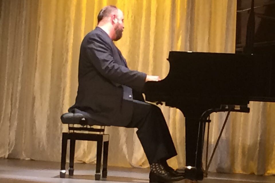 «Филармония завтра»: мастер-класс и концерт Александра Гиндина в Орехово-Зуево