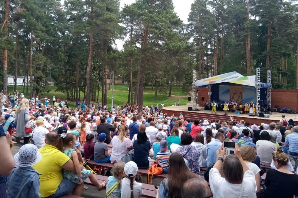 Спектакль «Муха-Цокотуха. Именины с оркестром» в Жуковском Спектакль «Муха-Цокотуха. Именины с оркестром» в Жуковском