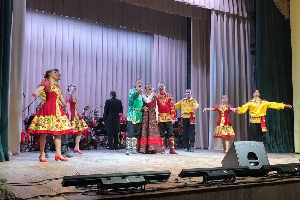 Ансамбль «Садко» на открытии Кошелевского Дома культуры Ансамбль «Садко» на открытии Кошелевского Дома культуры